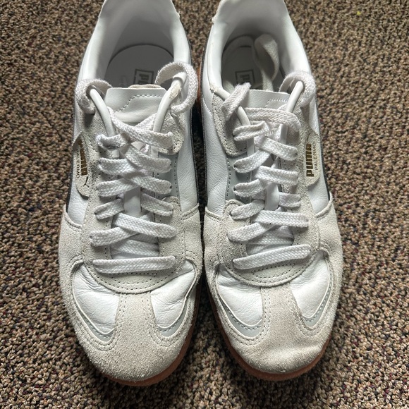 Puma Classic White and Gray Sneakers - Picture 1 of 5